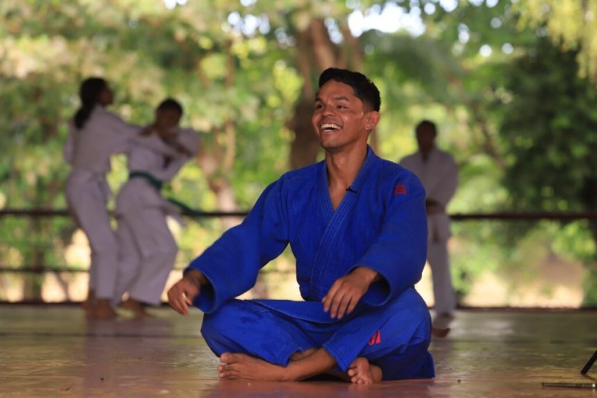 Paratleta amazonense, Elielton Lira saiu do bairro Tancredo Neves para competir nas Paralimpíadas