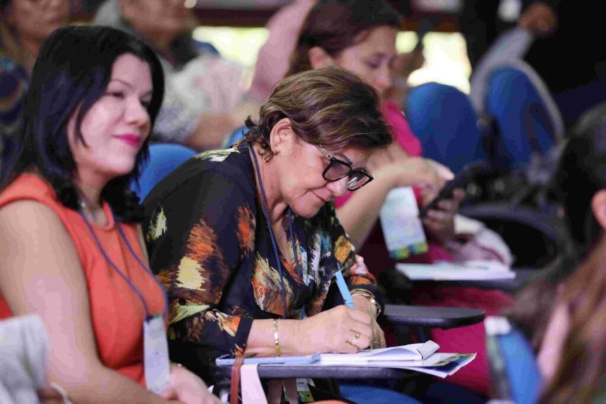 Debates em torno do ‘Amazonas + Alfabetizado’ reúne articuladores regionais e representantes do MEC