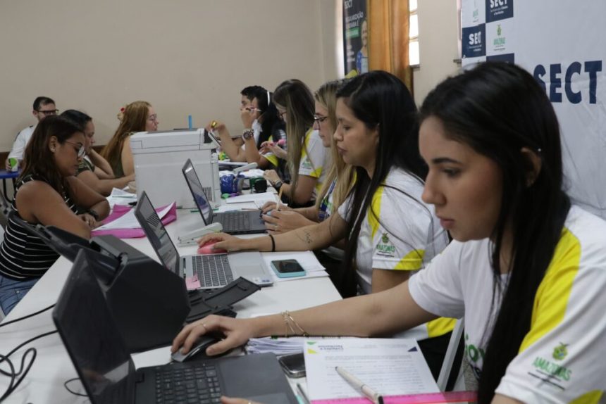 Governo Presente: Sect realiza atendimentos voltados para regularização fundiária na zona norte