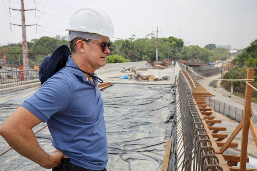 Prefeito David Almeida anuncia entrega do viaduto Márcio Souza para segunda quinzena de outubro