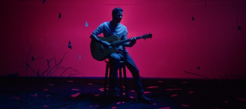 Videoclipe da música ‘Espelhos Espalhados’ é exibido em escolas das zonas leste, oeste e sul de Manaus