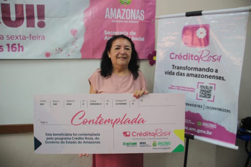 Governo Presente: Seas realiza atendimento do Crédito Rosa e entrega de certificados do Projeto Padaria Artesanal