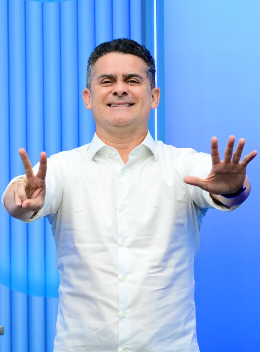 David Almeida cobrou e Alberto Neto não respondeu: “para onde você enviou R$ 400 milhões?”