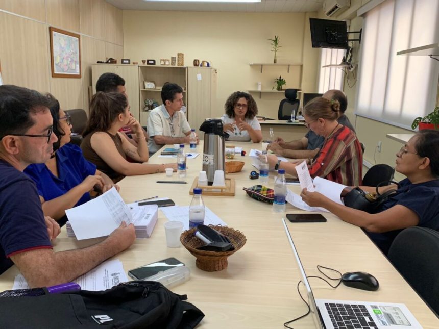 ADS reúne Comissão Interinstitucional para análise documental de subvenções da borracha e da piaçava