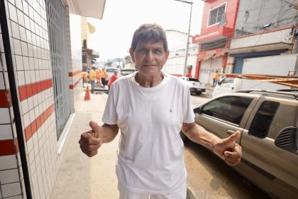 Força-tarefa da Prefeitura de Manaus realiza limpeza e desobstrução de bueiros no centro da cidade