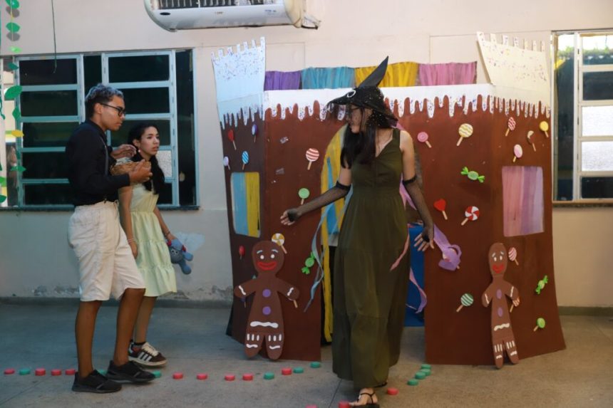 EE Dom Milton Corrêa promove feira literária ‘Recontando um conto’ com alunos do Ensino Médio