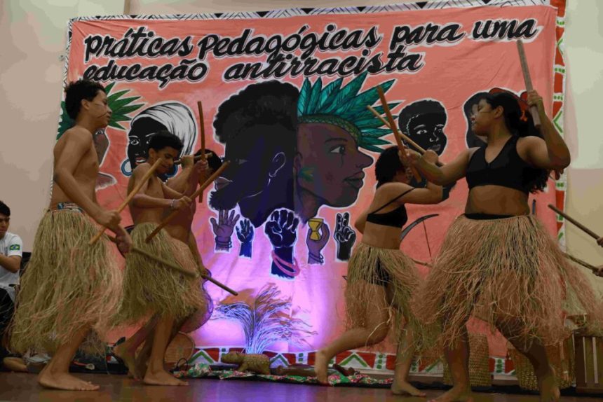 Representatividade quilombola é tema de segunda aula presencial do curso “Bases para uma educação antirracista”
