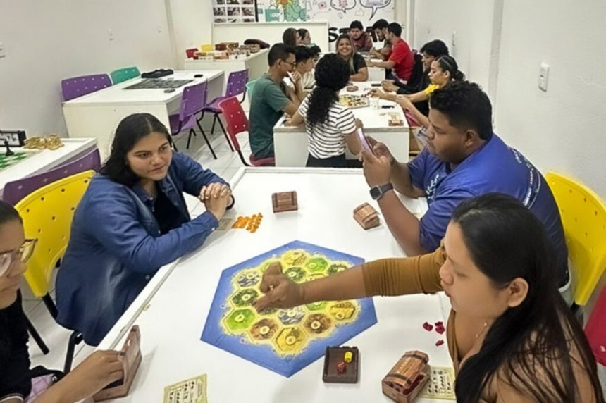 Com apoio do Governo do Amazonas, Tefé recebe torneio de jogos de tabuleiros analógicos ‘JogaTech’