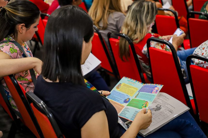 Profissionais de saúde participam de oficina da prefeitura sobre investigação do óbito materno, infantil, fetal e de mulheres em idade fértil