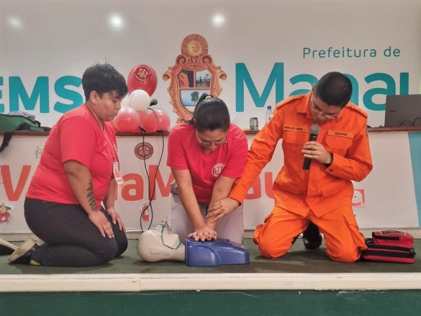 Profissionais de saúde da Prefeitura de Manaus recebem treinamento de brigada de incêndio