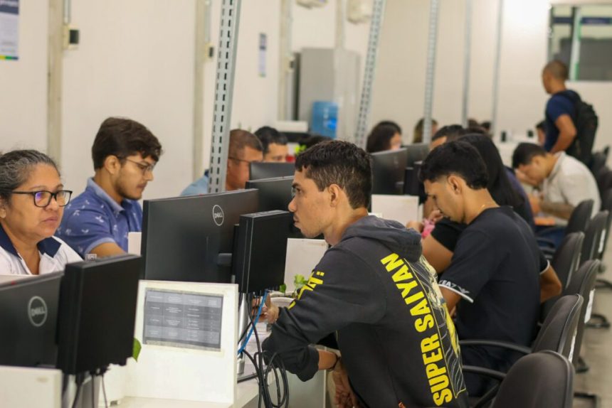 Sine Amazonas divulga 136 vagas de emprego para esta segunda-feira