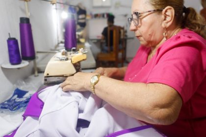 “Essa é uma boa ajuda que o Governo nos dá”, diz empreendedora beneficiada com o Programa Crédito Rosa