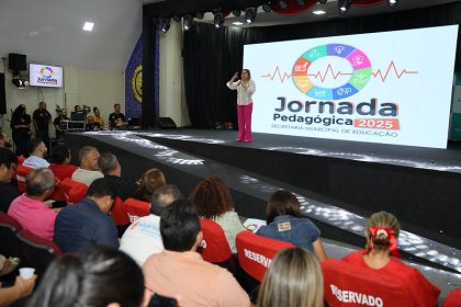 Prefeitura de Manaus inicia ‘Jornada Pedagógica 2025’ com foco na educação de qualidade