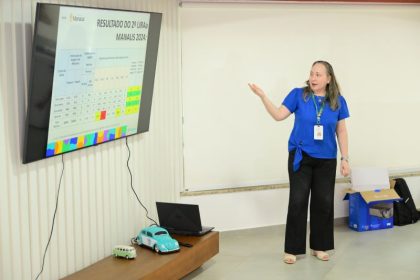 Prefeito David Almeida e equipe técnica da saúde discutem estratégias para combate ao Aedes aegypti em Manaus