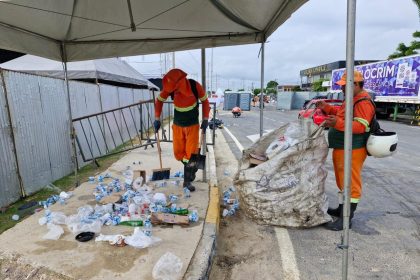 Prefeitura de Manaus recolhe 255 toneladas de lixo após festas de Réveillon