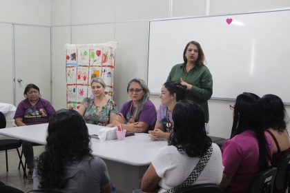 Prefeitura de Manaus promove oficina sobre saúde mental para mulheres vítimas de violência doméstica 