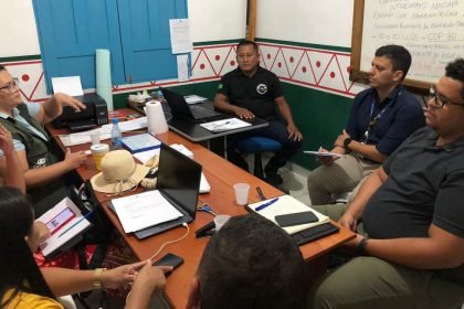 Malária em terra indígena: Saúde do Amazonas integra comitiva e participa da inauguração de sala de situação no Vale do Javari