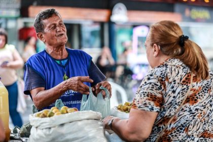 Feira da ADS na praça de alimentação do bairro Dom Pedro retorna nesta quinta-feira