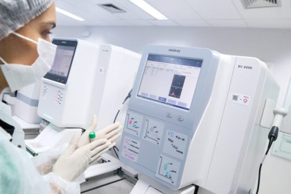 Hospital Delphina Aziz amplia atendimentos e leitos durante a gestão de governo de Wilson Lima