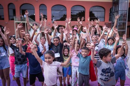 Convite ao conhecimento e à diversão: Abertura do Festival de Férias 2025 movimenta o Palacete Provincial