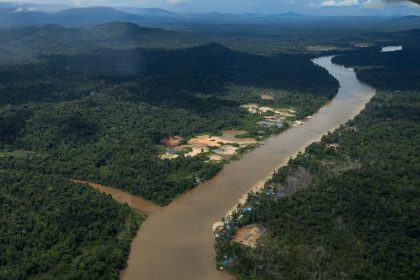 Lei transfere recursos de antigos fundos para obras na Amazônia e no Nordeste