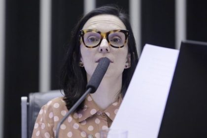 Comissão aprova direitos para beneficiária do Bolsa-Atleta que adotar criança