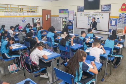 Mais de 36 mil estudantes da rede municipal de ensino participam do 1º simulado Pró- Saeb 2025