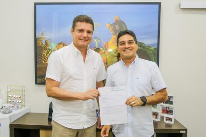 Prefeito em exercício Jander Lobato realiza reunião na Casa Civil