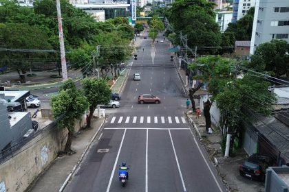 Novo semáforo nas avenidas Umberto Calderaro e Belo Horizonte