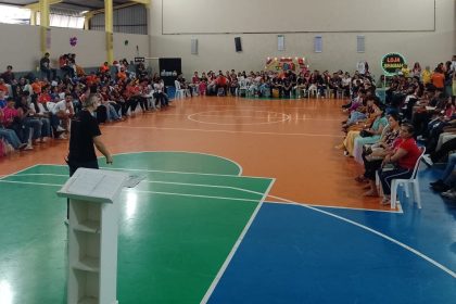 Prefeitura de Manaus acompanha ação do projeto Despertai que reúne mais de 300 jovens na capital