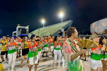 Escolas dos grupos de acesso A e B abrem os agitos carnavalescos com ensaios no Sambódromo