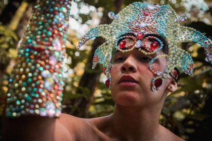 Grupo Jurubebas apresenta peça ‘Vila dos Vagalumes’ sobre o Mundo das Encantarias Amazônicas