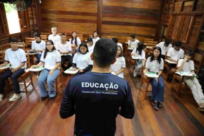 PSS de Professores convoca profissionais para atuarem na Escola da Floresta