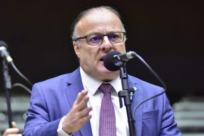 Projeto aumenta penas de crimes contra pessoas com deficiência ou idosas