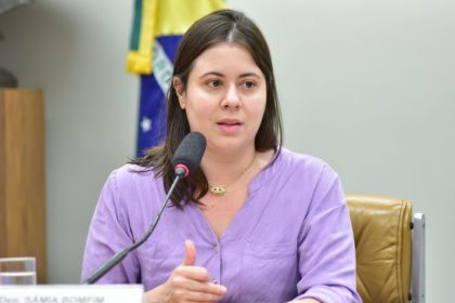 Projeto reestrutura a tabela mensal do Imposto de Renda