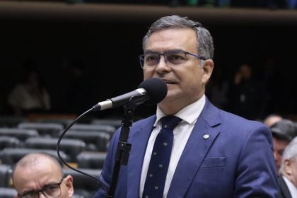 Projeto torna obrigatório ar condicionado nas salas de aula das escolas públicas