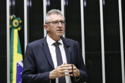 Projeto suspende normas do Conselho Monetário que mudam regras de programa agropecuário