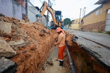 Prefeitura de Manaus recupera rede de drenagem profunda no conjunto Francisca Mendes