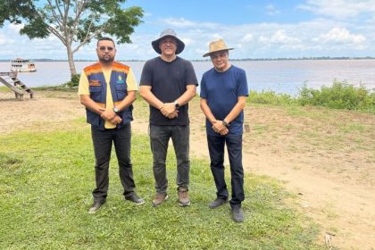Equipes da Prefeitura de Manaus vistoriam serviços de infraestrutura na comunidade Bom Sucesso