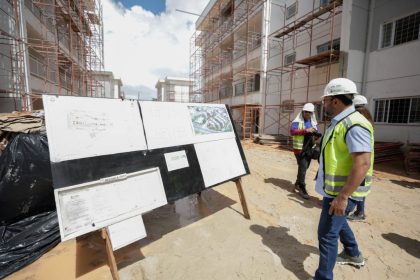 Governador Wilson Lima realiza nova vistoria no Residencial Maués com 84% das obras concluídas pelo Prosamin+
