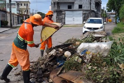 Prefeitura reforça equipes de limpeza e manutenção urbana para mitigar impactos das chuvas