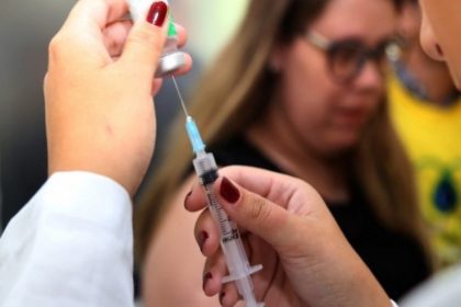 Amazonas realiza busca ativa para imunização contra a dengue