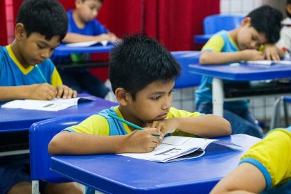 Prefeitura de Manaus realiza primeira avaliação do programa ‘Alfabetiza Manaus’ em 2025