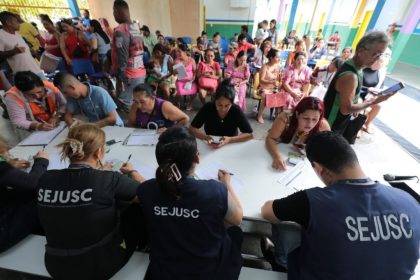 Governo do Amazonas monta força-tarefa para atender famílias atingidas pela chuva em Manaus