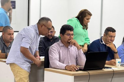 Prefeitura de Manaus inicia treinamento de engenheiros no Crea-AM, no sistema do Alvará de Construção Mais Fácil