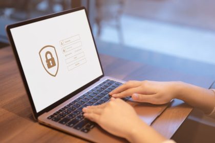 Projeto restringe sigilo e obriga transparência de gastos públicos