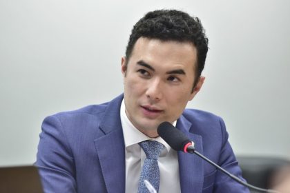 Projeto proíbe contratação com recursos públicos de show que faça apologia ao crime