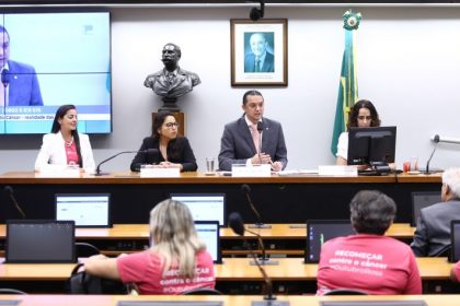 Governo prioriza prevenção do câncer, mas entidades apontam falhas no atendimento às mulheres