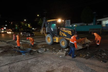 Prefeitura de Manaus realiza obra noturna no bairro Cachoeirinha