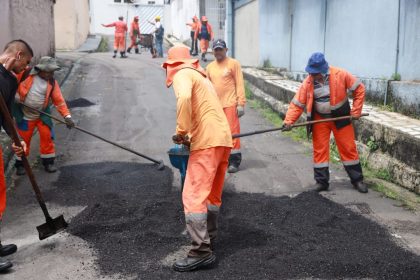 Conjunto Eldorado recebe serviços de recuperação asfáltica da Prefeitura de Manaus